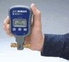 Digital vacuum gauge, 0 to 12000 
(0 to 1,600 Pa) -- GO-68101-00