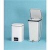 Defenders&Acirc;&reg; Heavy-Duty Step Can for Infectious Waste Red - RCP 6147 RED - JIT Packaging