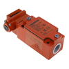 Interlock Switches - 5452-XCSB702-ND - DigiKey