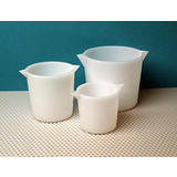 Heavy Wall Tapered HDPE Plastic Beakers -- 312004-0600